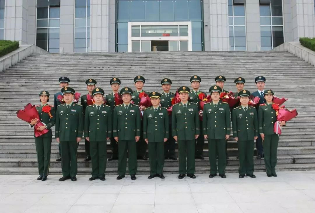 凯旋归建:武警山东总队举行仪式欢迎11位受阅官兵归队