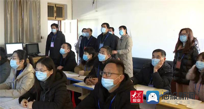 郓城县委副书记县长谷永强现场调度普通高考英语听力考试工作