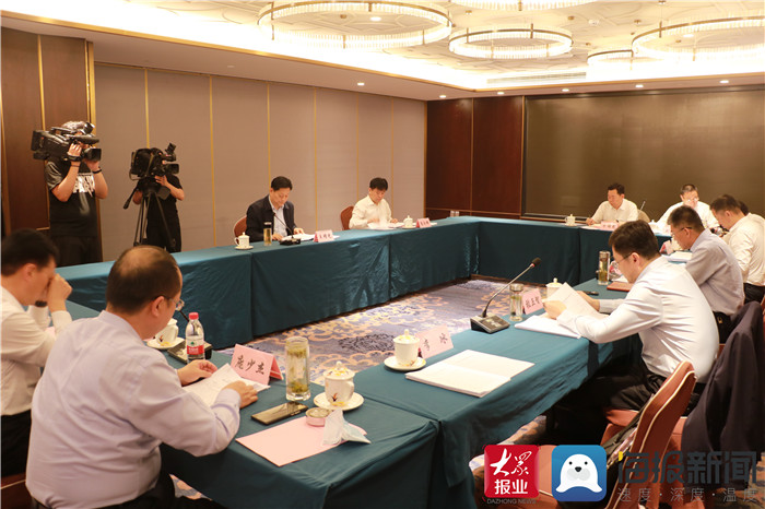 陈晓妍 菏泽报道   5月20日至21日,省委政法委副书记王曙光一行来菏泽