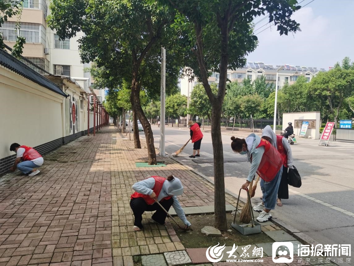 邹城市凫山街道创文明城市内在外在双提升